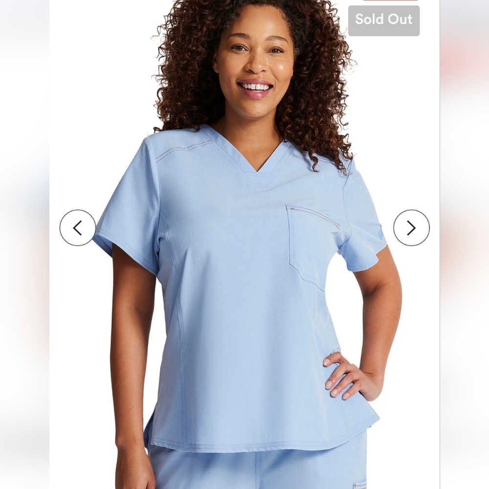 Riveting - Women's Tuckable V-Neck Solid Scrub Top. Bundle 3+ items & save 25%